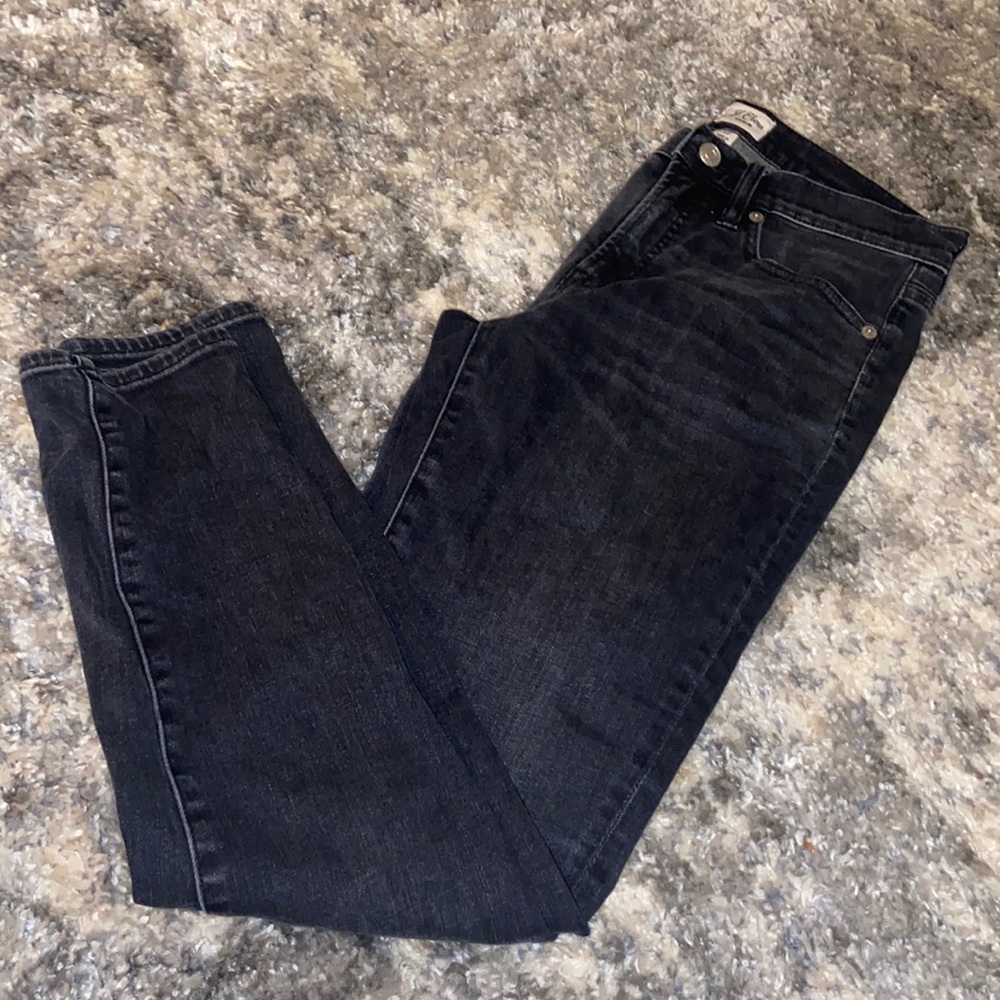 Never worn Jcrew 9 inch toothpick skinny jeans